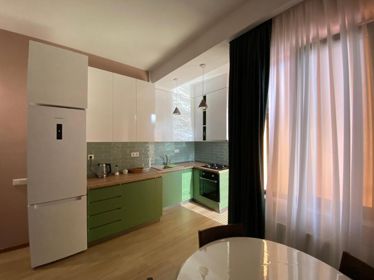 Lovely And Cozy Apartment! Kutaissi Exterior foto